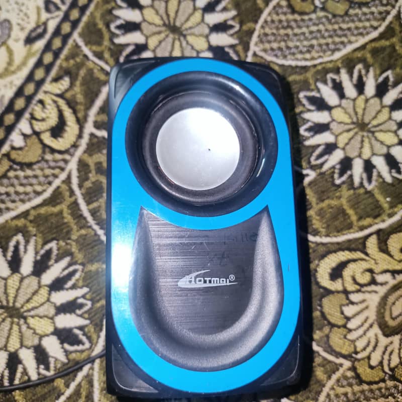 computer speakers 1