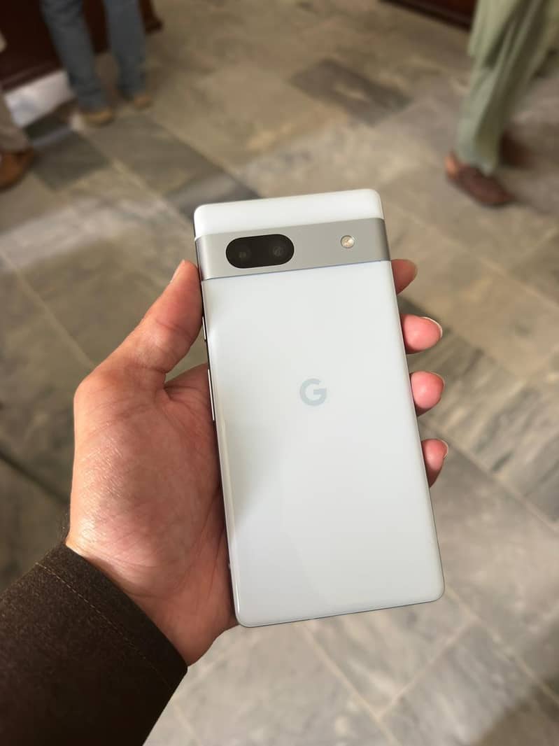 Pixel 7a 8/128 0