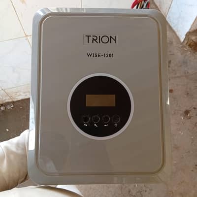 Trion inverter model 1201 960w 2 PV solar panels support