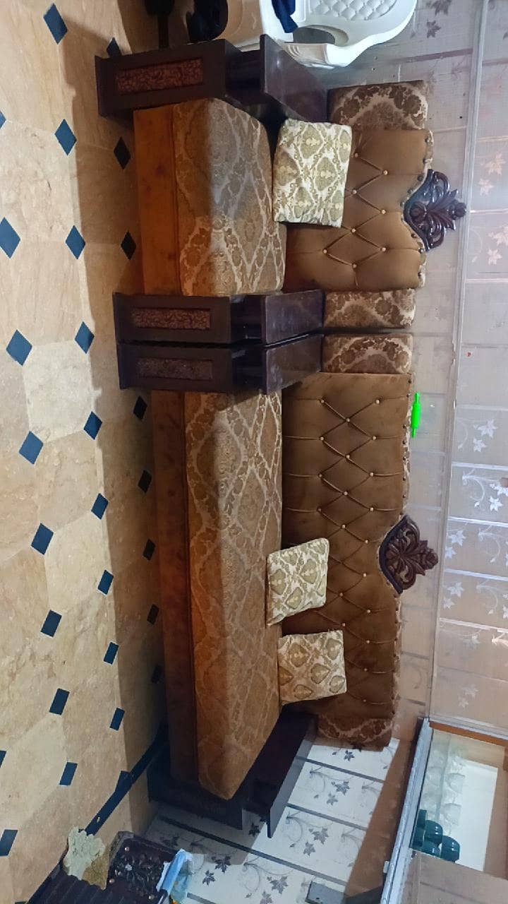 Sofa set 5 seater 3