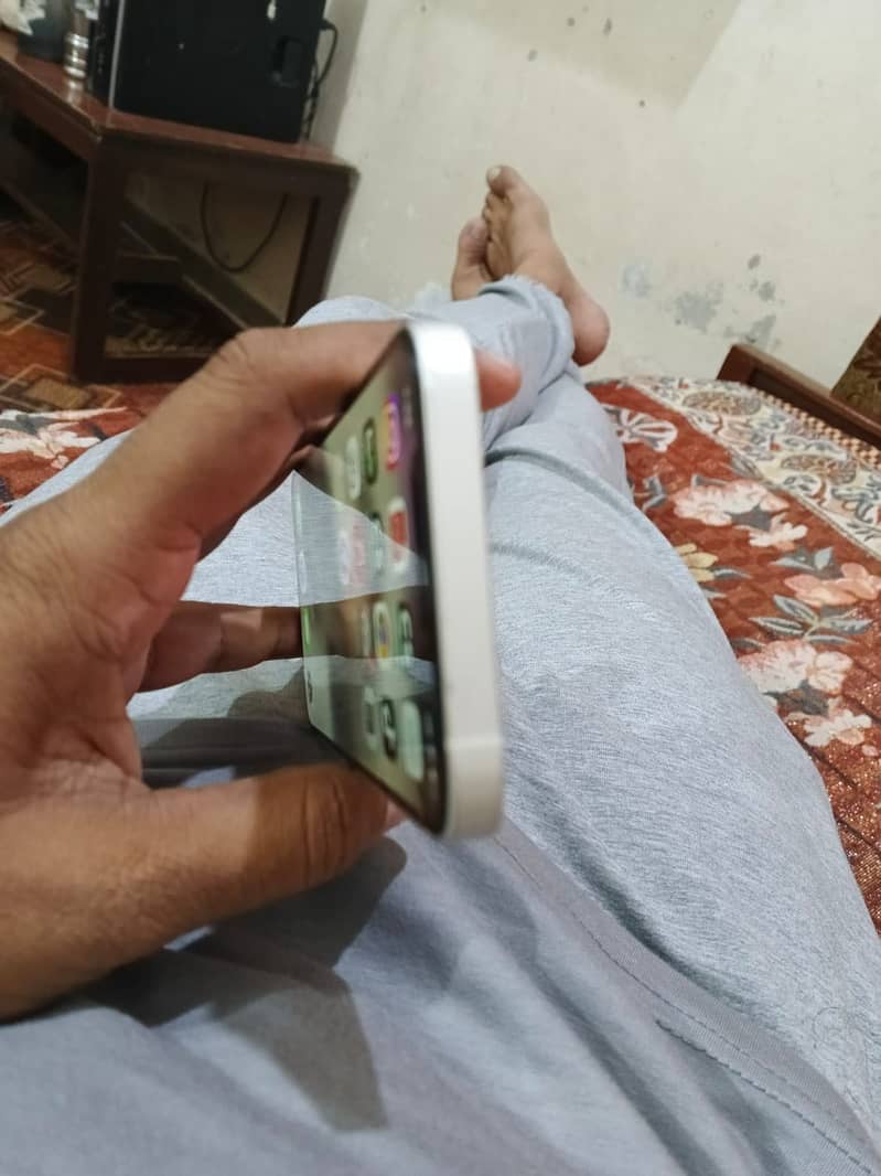 Iphone 12 3
