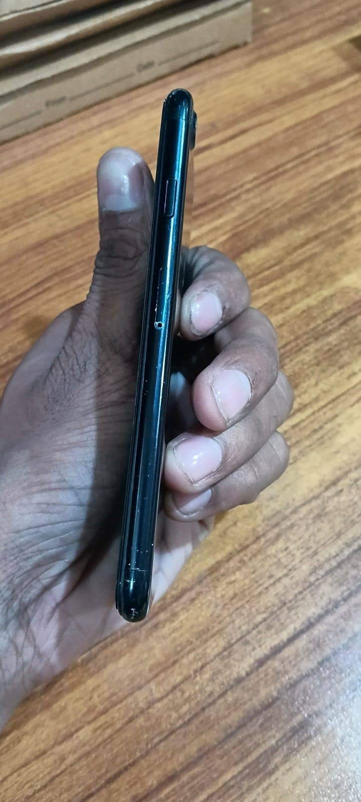 iPhone 7 3