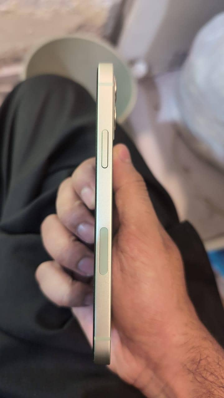 iphone 12jv 3