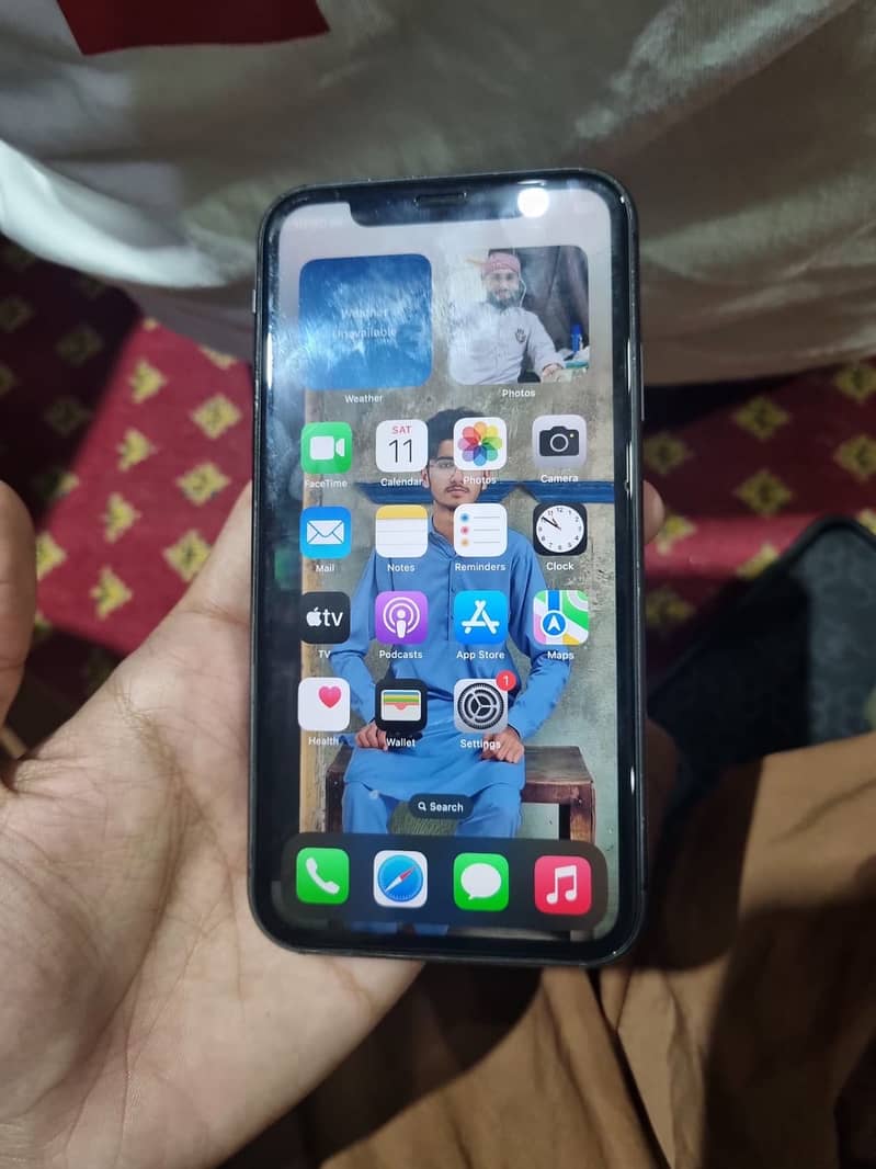 iPhone 11 0