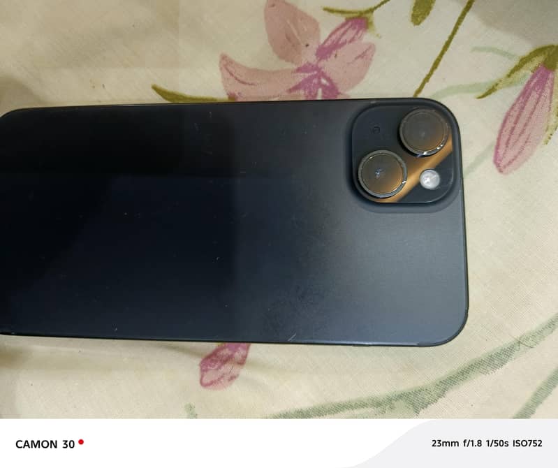 iPhone 15 plus 0