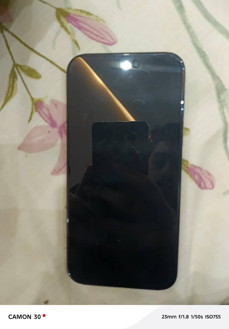 iPhone 15 plus 1