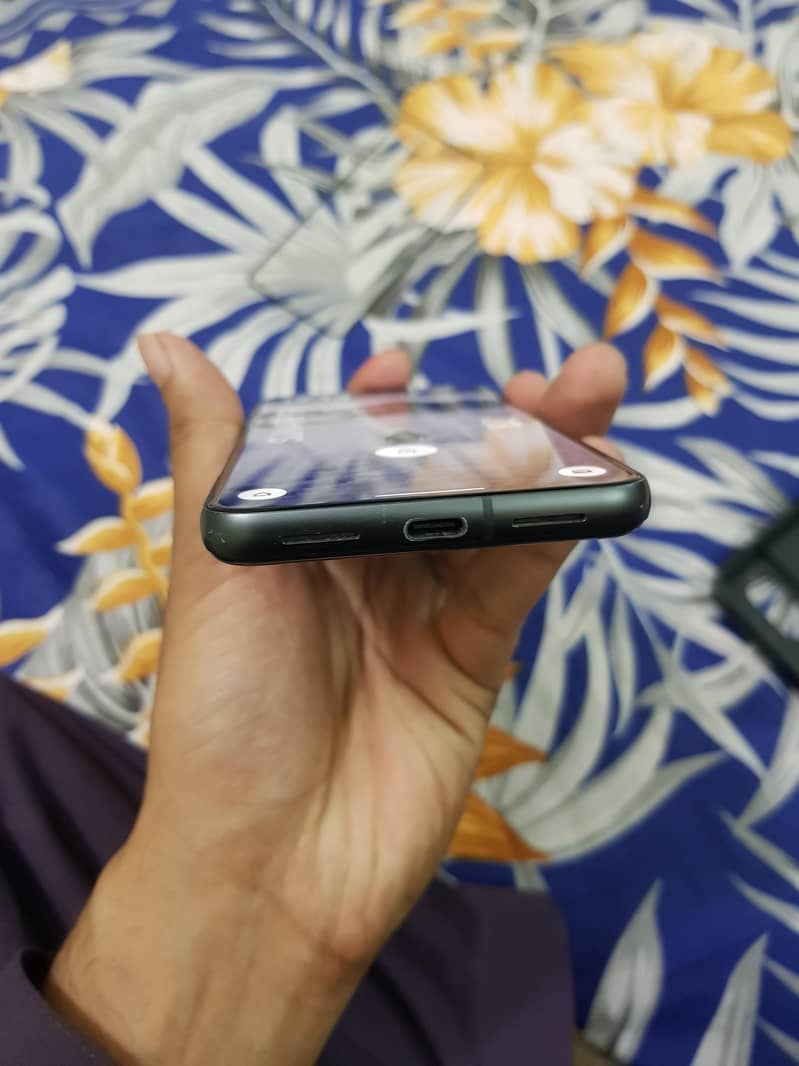Google Pixel 8 3