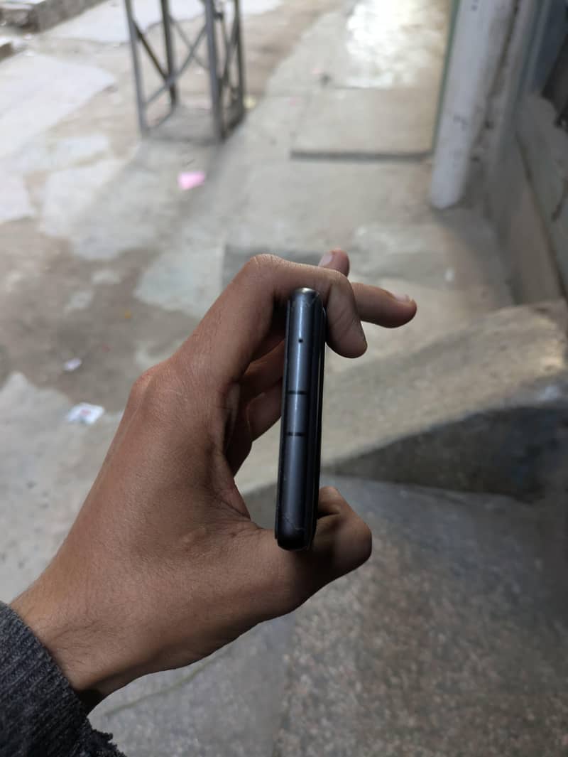 pixel 7a(10/10) 3