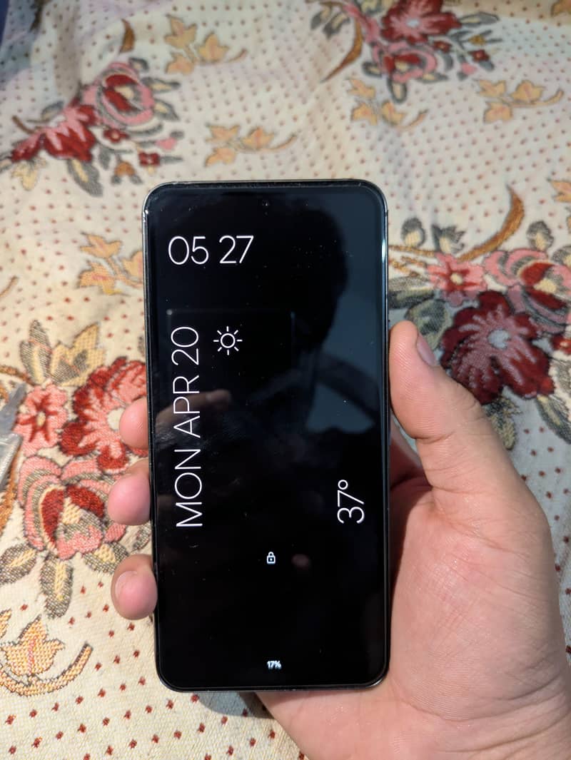 Pixel 8 1