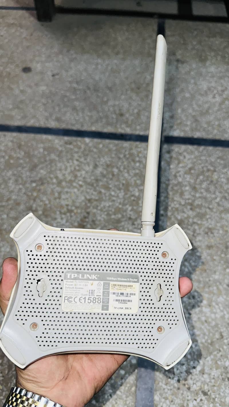 Used Router For sale Full Working Condition All Okay Hai - Networking ...