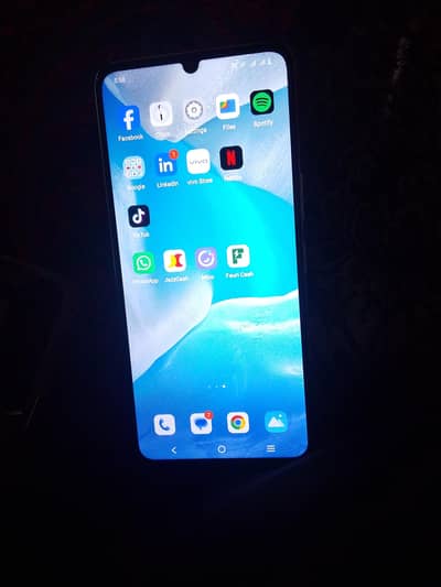vivo y04 condition 10/9 4+4/64