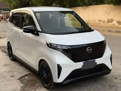 Nissan sakura
