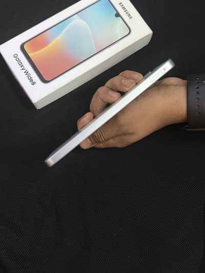 Galaxy wide 8
