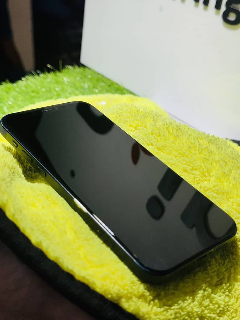 Iphone 12 5