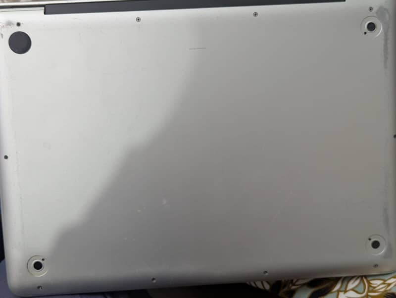 MacBook Pro 2009 C2D 6 GB Ram 2