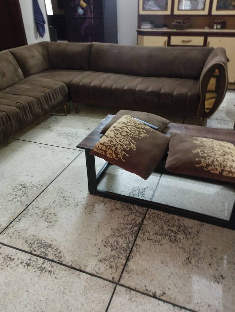 L shape used sofa 0