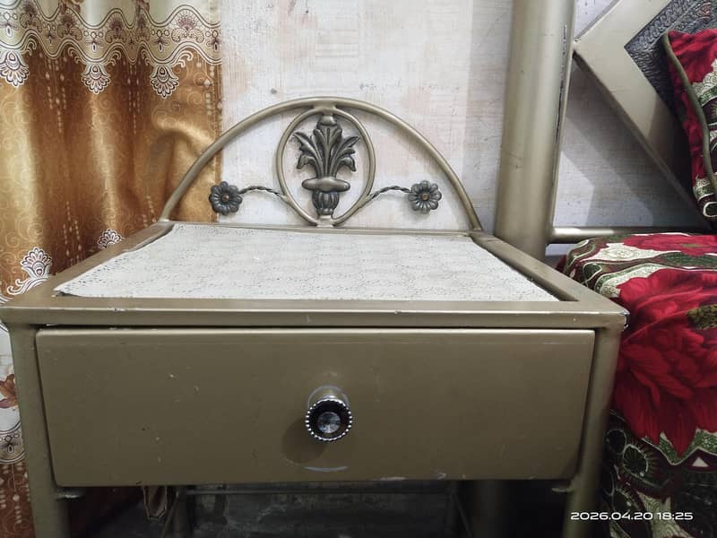 Iron Bed 4