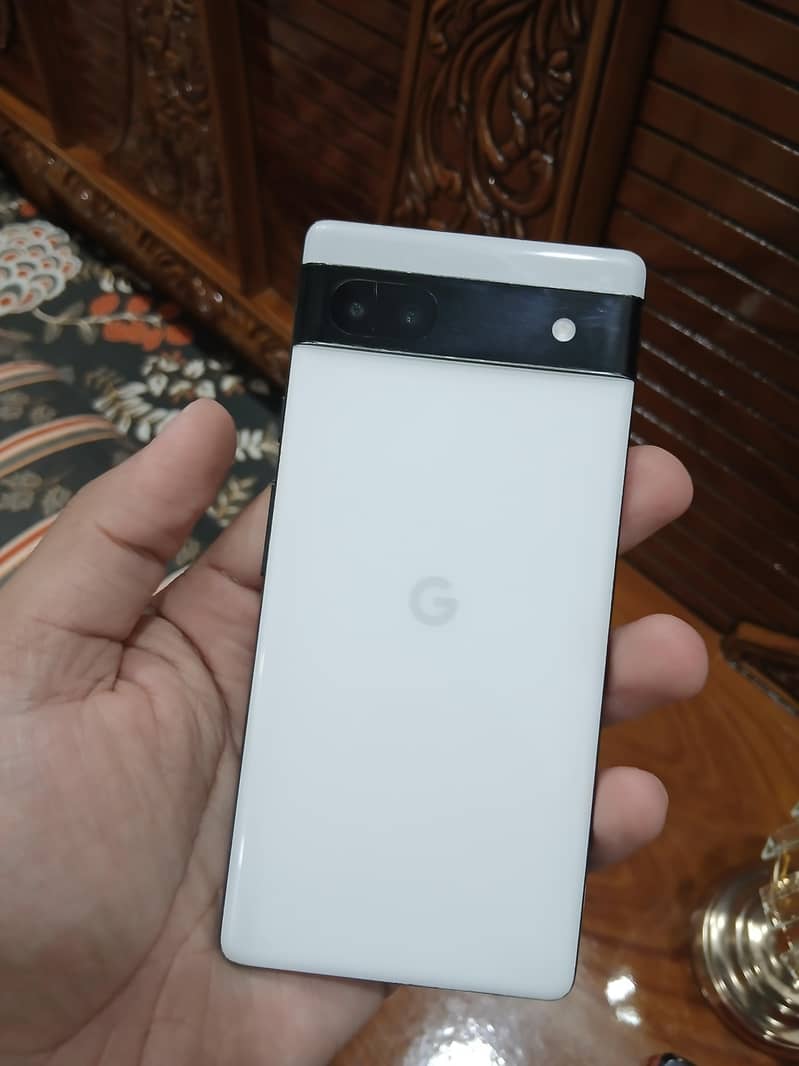Google Pixel 6a 1