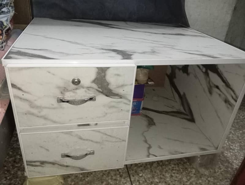 computer table 0