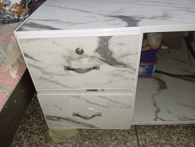 computer table 5