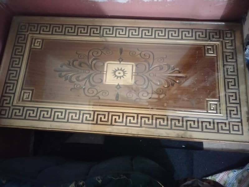 5 seater sofa 1 table 3