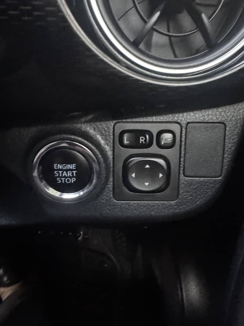 Vitz 1.3 13