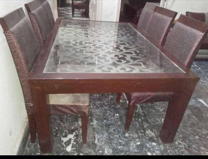 Dining Table 0