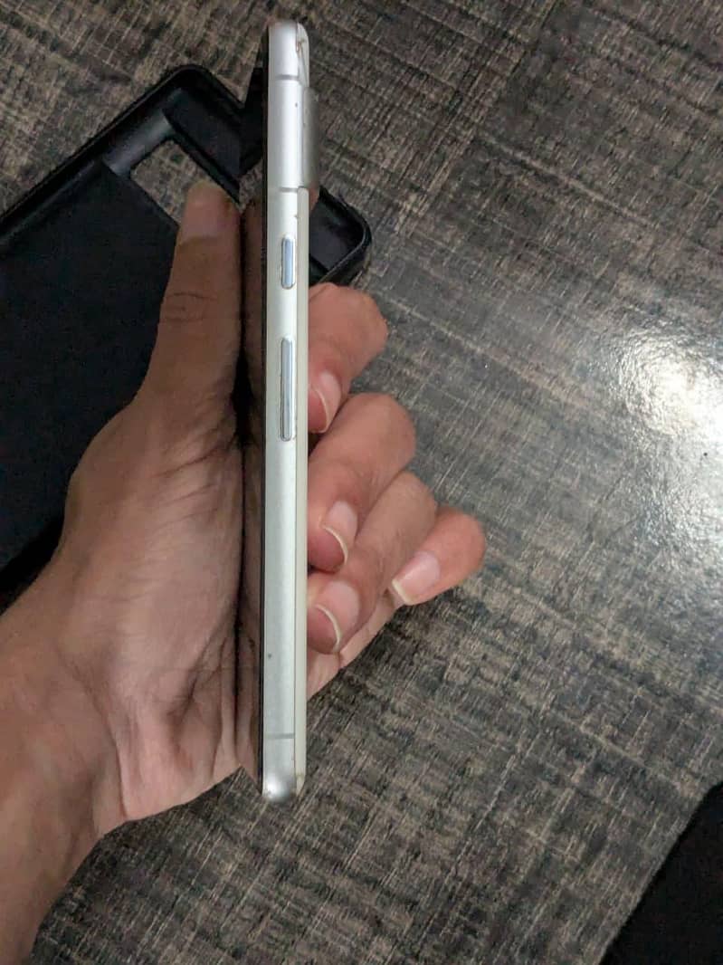 Google pixel 7 3