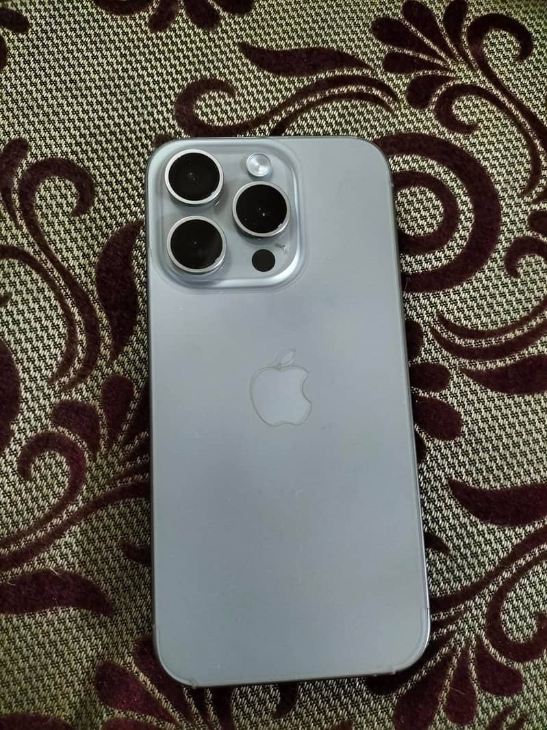Iphone 15 pro 1