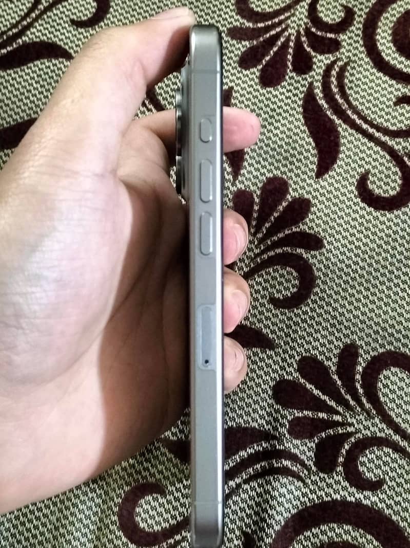 Iphone 15 pro 3