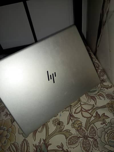 HP EliteBook 830 G5
