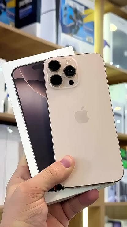 Iphone 16 Pro max 1