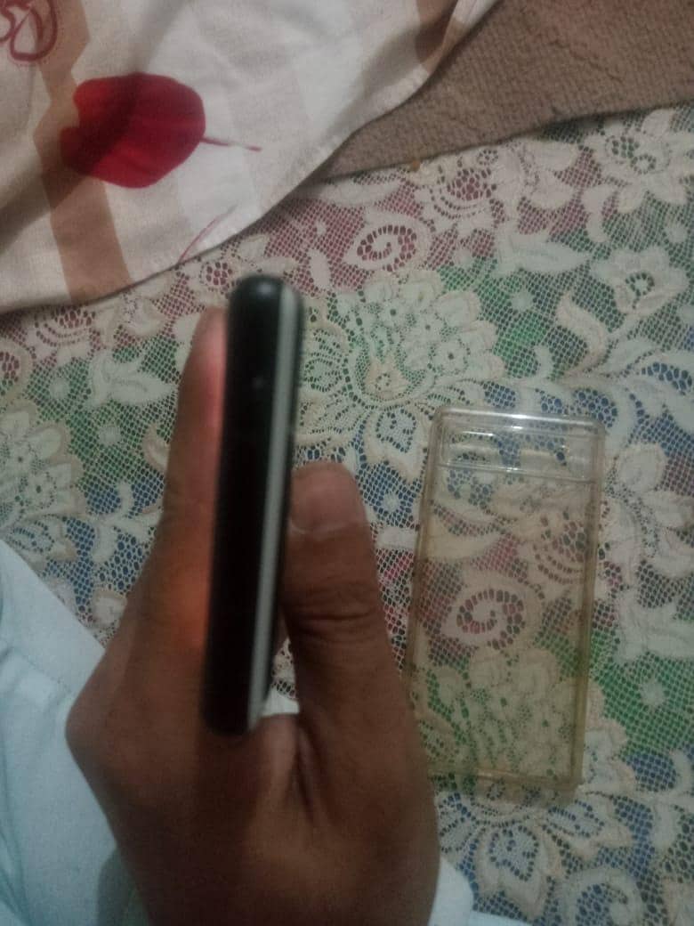 Google pixel 6 a 3