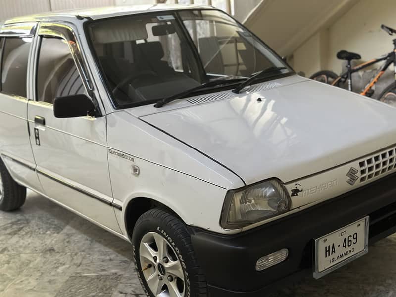 Mehran vxr automatic 4