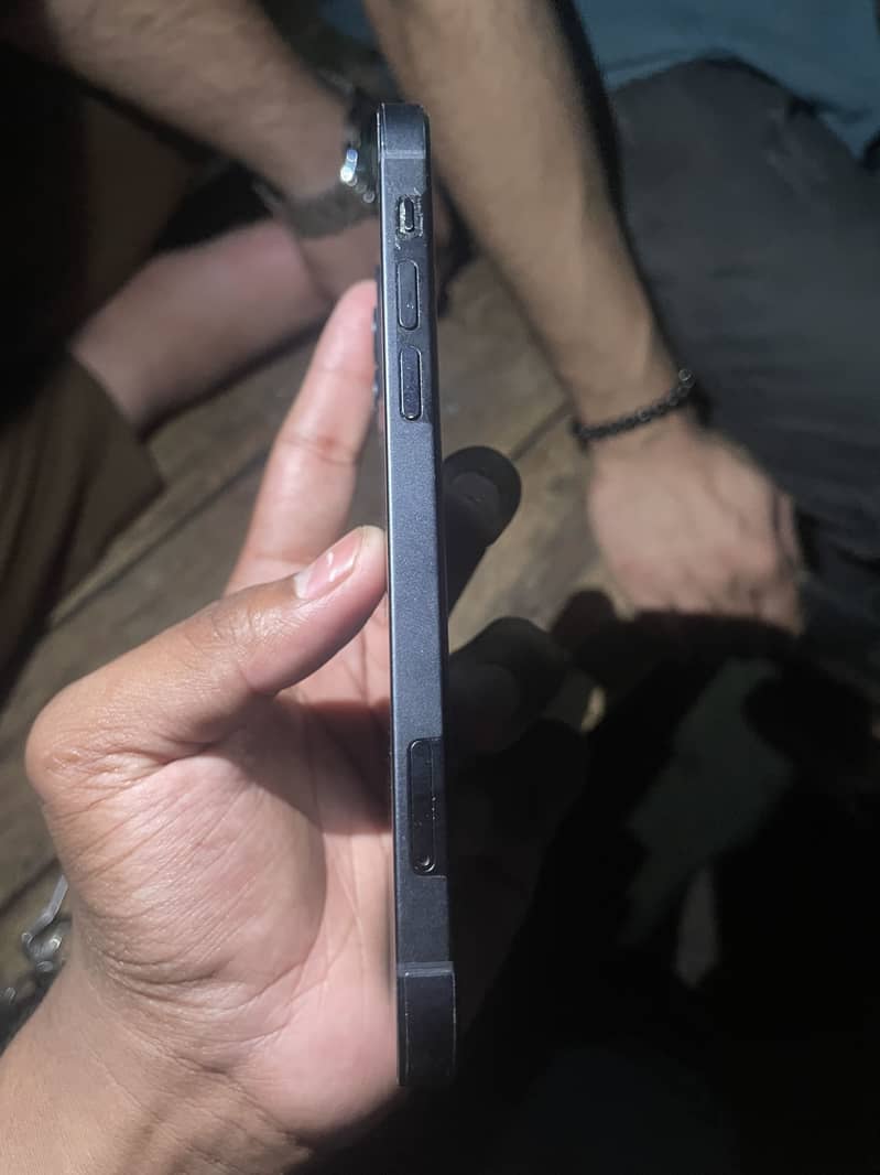iPhone 12 2