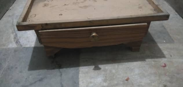Sewing Machine Stand Available In Good Condition