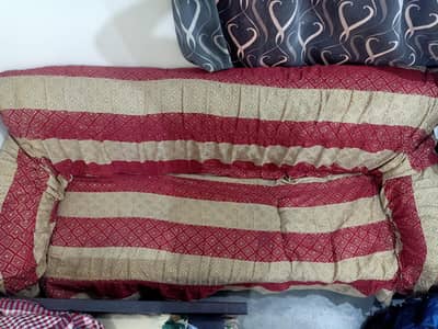 ladher 6 Seats sofa set with Glass table urgent sale.