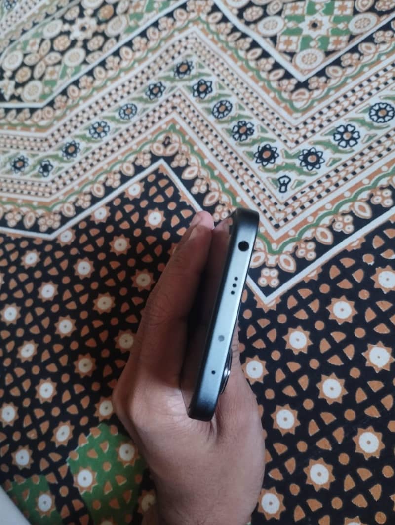 Redmi note 13 8