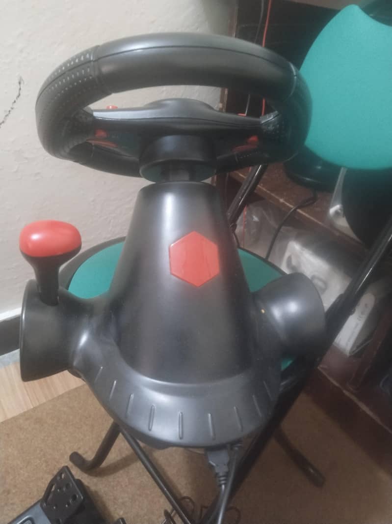 steering wheel 0