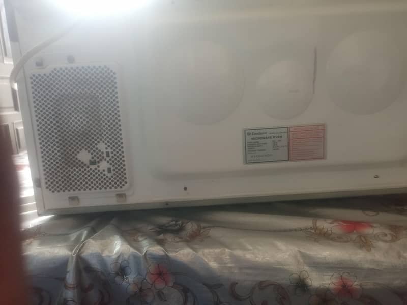 Microwave 1