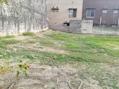 10 MARLA RESIDENTIAL PLOT FOR SALE IN BAHRIA TOWN BLOCK DD LAHORE