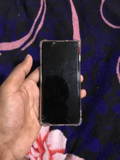 Samsung s10 5g hai 128 gb hai gameing device hai non pta