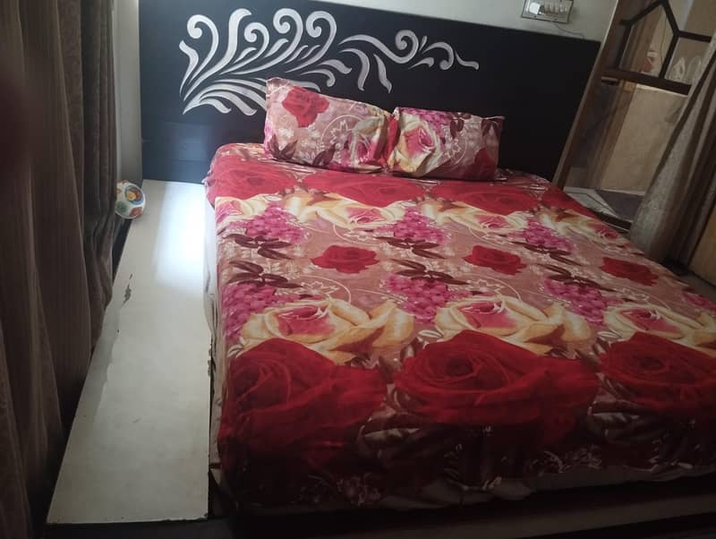 bed  used condition 1