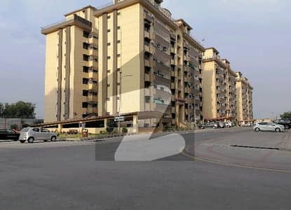 Brand New 3 Beds 11 Marla Ideal Location Apartment For Rent In Sector B Askari 11 Lahore.