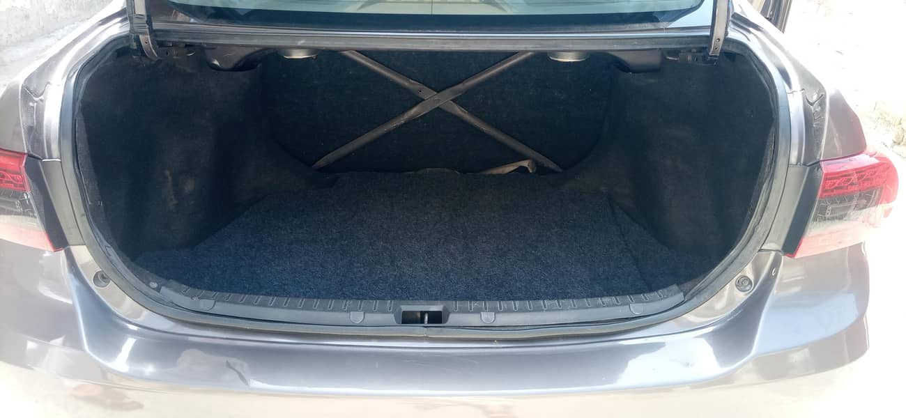 Corolla altis 7