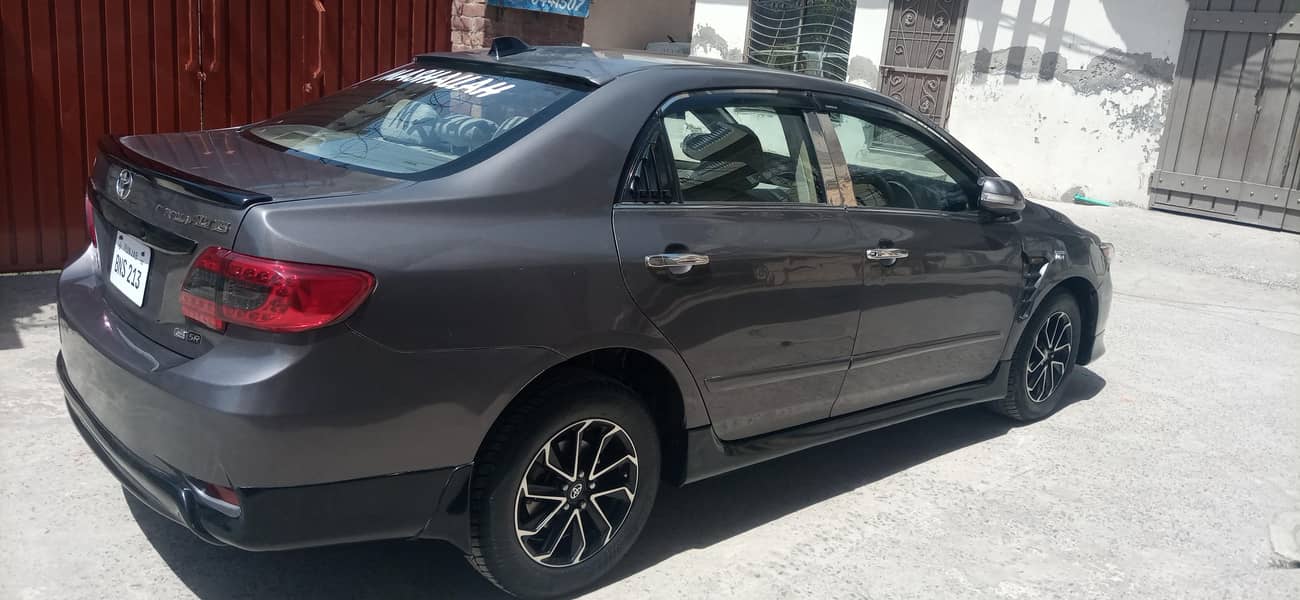 Corolla altis 8