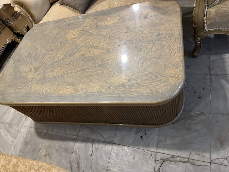 Centre table 9