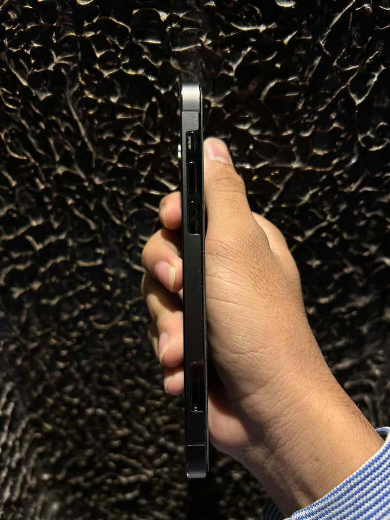 iPhone 12 pro 4