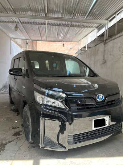 Toyota Voxy 2019/2024