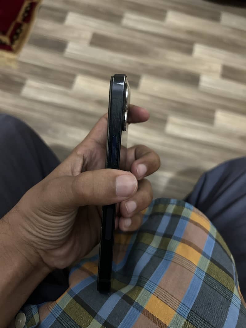 iPhone 12 2